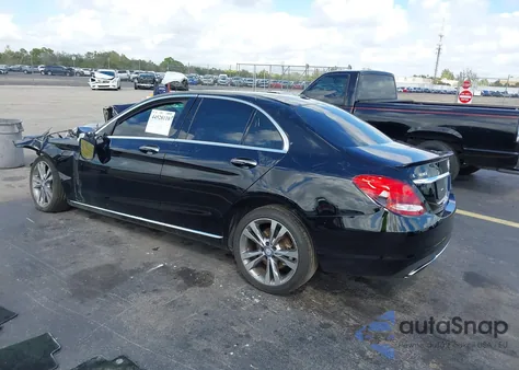 2016 Mercedes-Benz C 300 from USA, damaged, VIN 55SWF4JB0GU173754